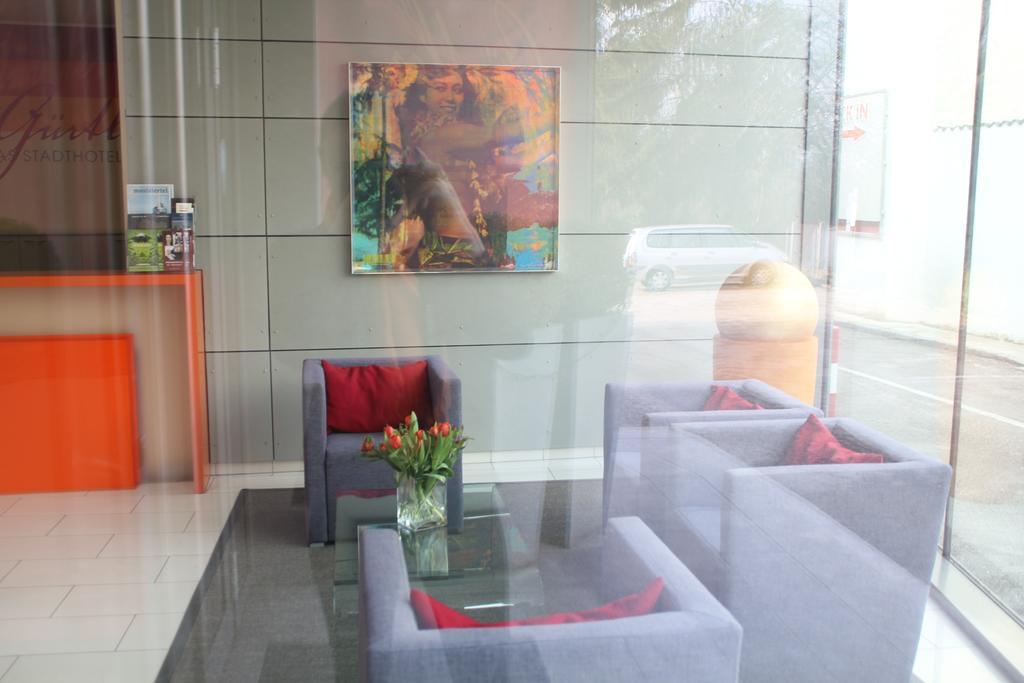 Stadthotel Guertler อัมชเตทเทิน ภายนอก รูปภาพ